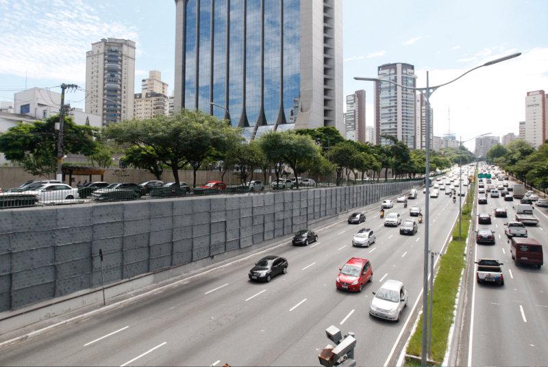 Prefeitura começa a instalar Corredor Verde na Avenida 23 de Maio
