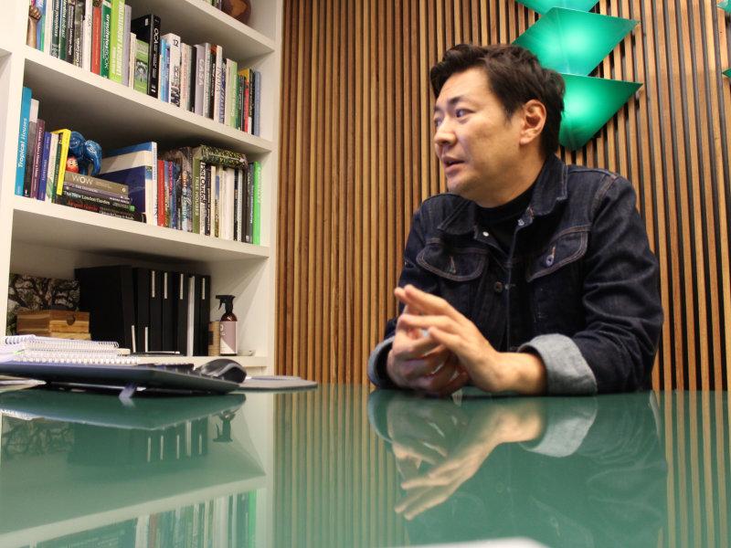 Bate papo com Alex Hanazaki o ícone do paisagismo contemporâneo que será o Profissional Destaque da 6ª edição do Anuário de Paisagismo