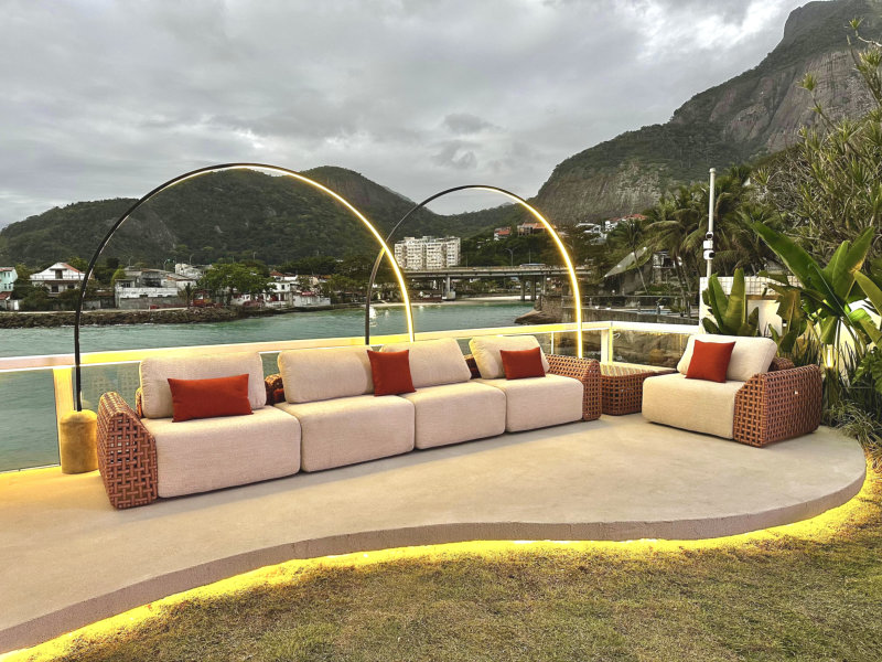 Espaço Varandas – Design, Durabilidade e a Arte de Transformar Áreas Externas