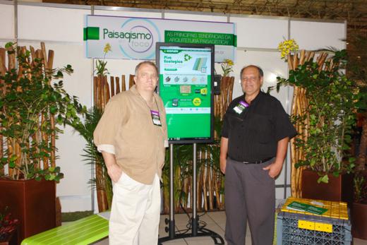 15_Fiaflora_Expogarden_-_Visitas_no_estande10_520x347