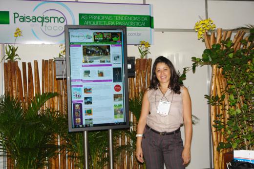 15_Fiaflora_Expogarden_-_Visitas_no_estande15_520x347