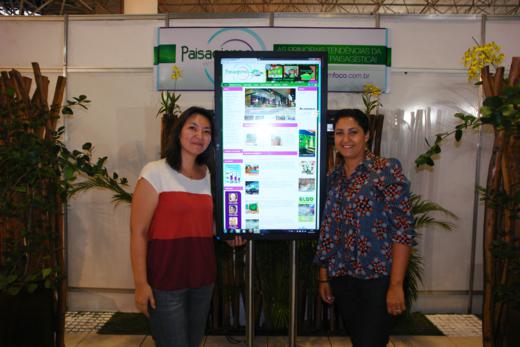 15_Fiaflora_Expogarden_-_Visitas_no_estande17_520x347