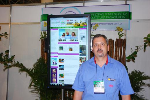 15_Fiaflora_Expogarden_-_Visitas_no_estande20_520x347