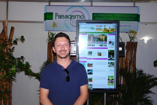 15_Fiaflora_Expogarden_-_Visitas_no_estande7_520x347