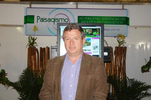 15_Fiaflora_Expogarden_-_Visitas_no_estande9_520x347