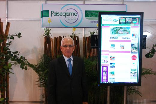 15_Fiaflora_Expogarden_-_Visitas_no_estande_520x347