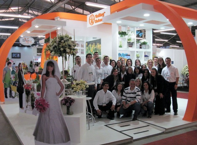 Veiling_stand_garden_fair